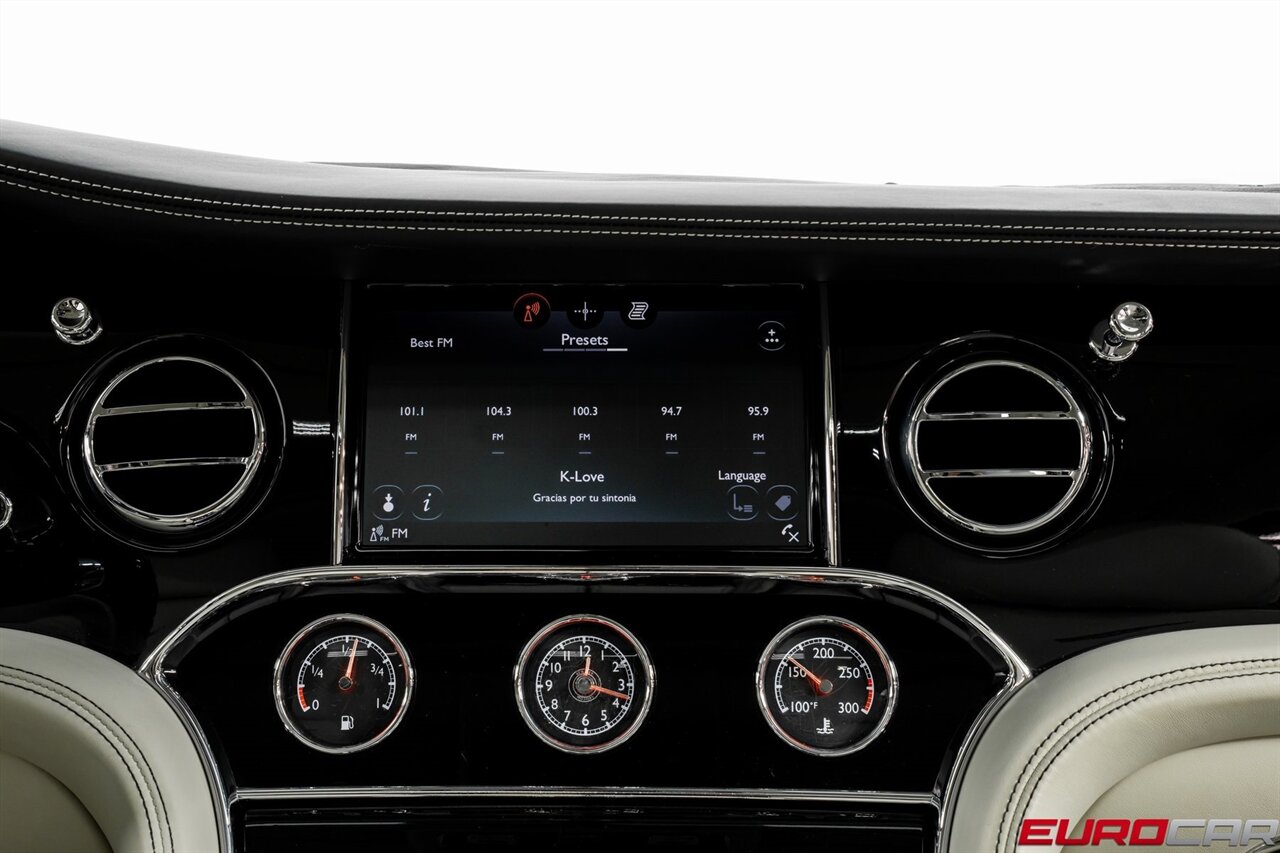 2020 Bentley Mulsanne  *REAR PICNIC TABLES * REAR MASSAGE SEATS* - Photo 25 - Costa Mesa, CA 92626