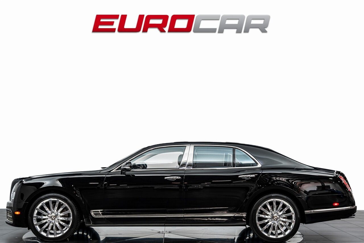 2020 Bentley Mulsanne  *REAR PICNIC TABLES * REAR MASSAGE SEATS* - Photo 2 - Costa Mesa, CA 92626