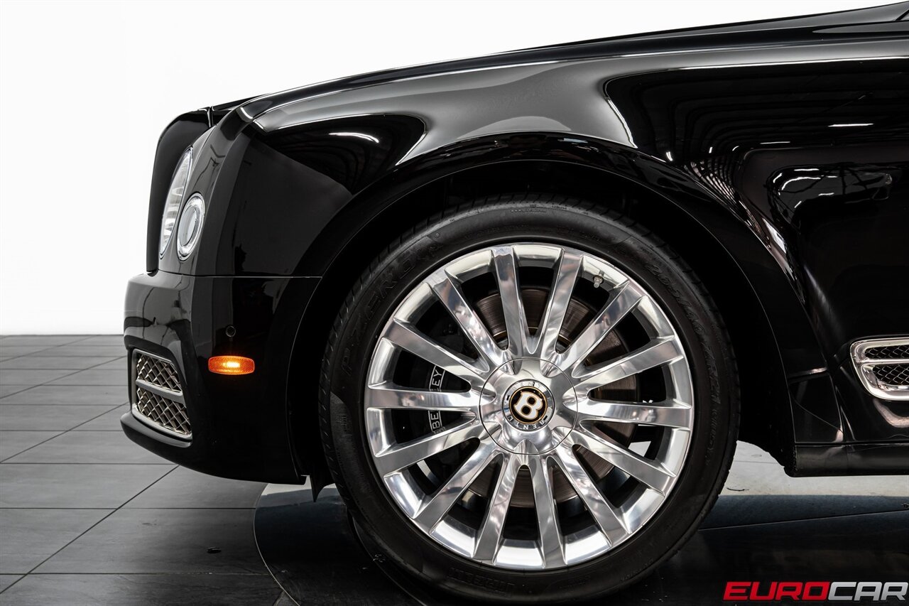 2020 Bentley Mulsanne  *REAR PICNIC TABLES * REAR MASSAGE SEATS* - Photo 11 - Costa Mesa, CA 92626