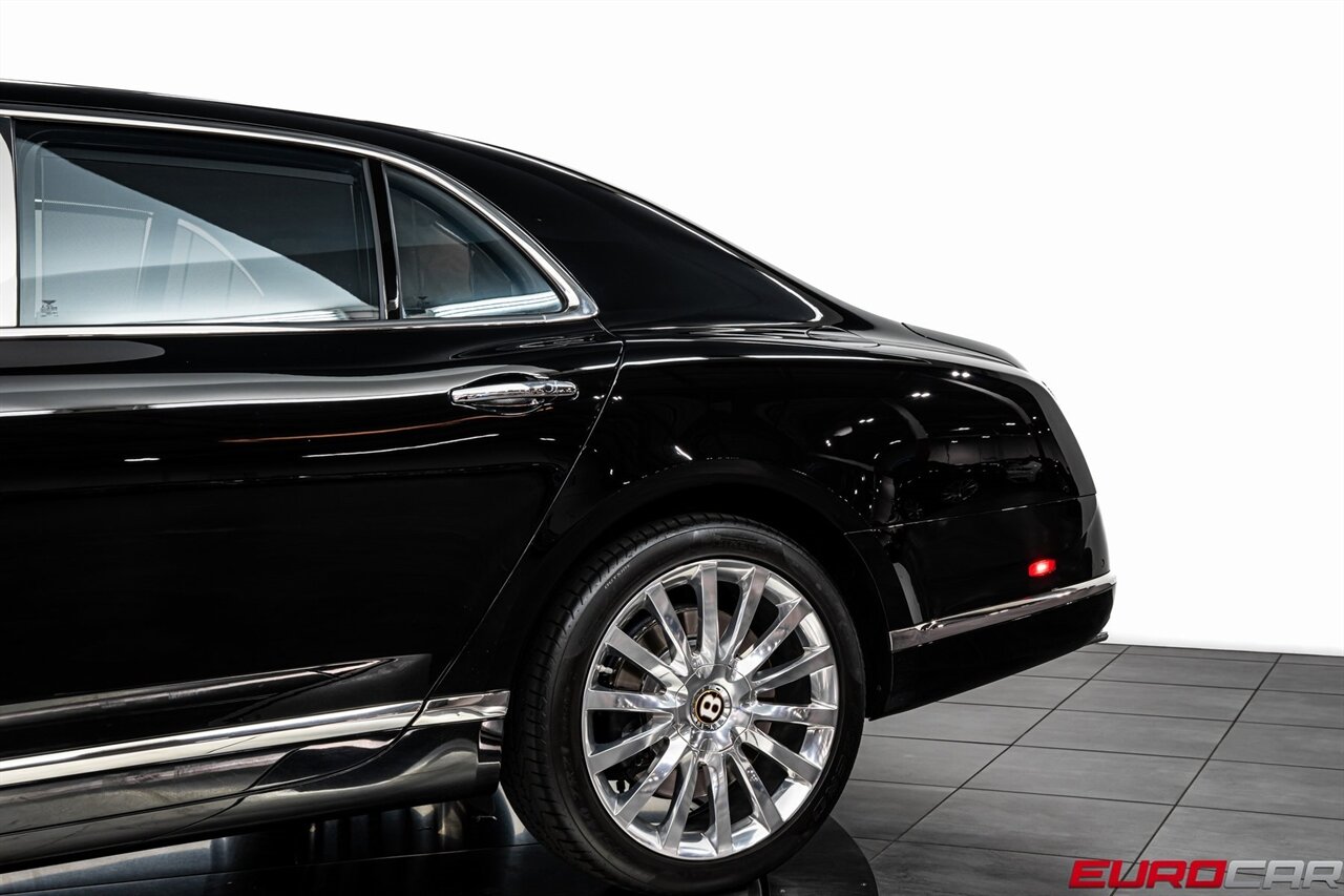 2020 Bentley Mulsanne  *REAR PICNIC TABLES * REAR MASSAGE SEATS* - Photo 12 - Costa Mesa, CA 92626