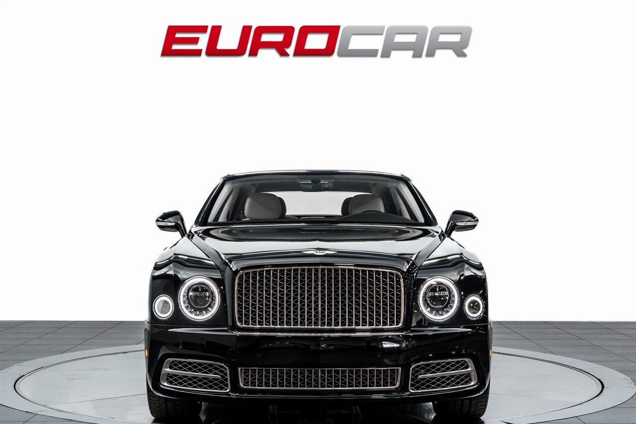 2020 Bentley Mulsanne  *REAR PICNIC TABLES * REAR MASSAGE SEATS* - Photo 8 - Costa Mesa, CA 92626