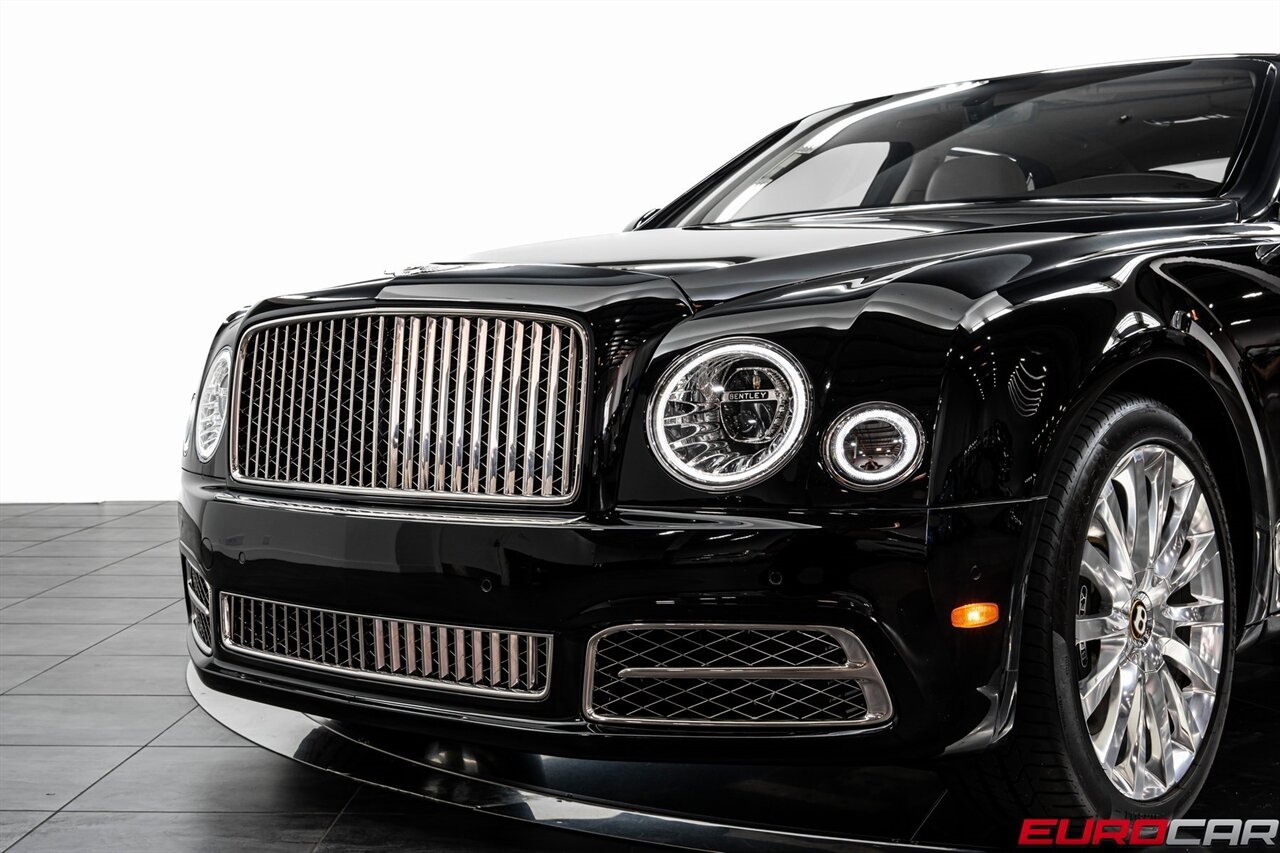 2020 Bentley Mulsanne  *REAR PICNIC TABLES * REAR MASSAGE SEATS* - Photo 10 - Costa Mesa, CA 92626