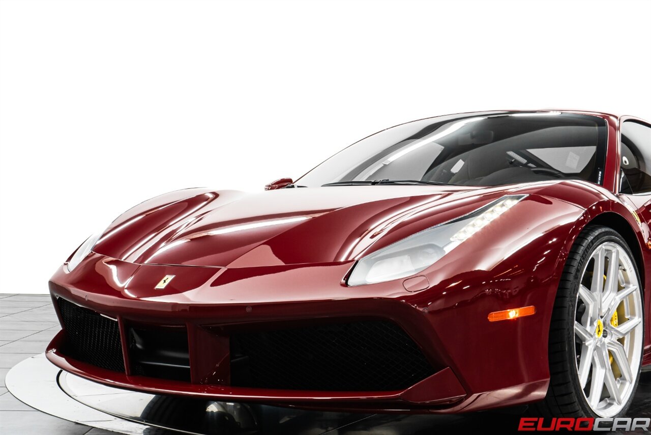 2018 Ferrari 488 *ONLY 7,100 MILES * FULL LEATHER INTERIOR* - Photo 14 - Costa Mesa, CA 92626