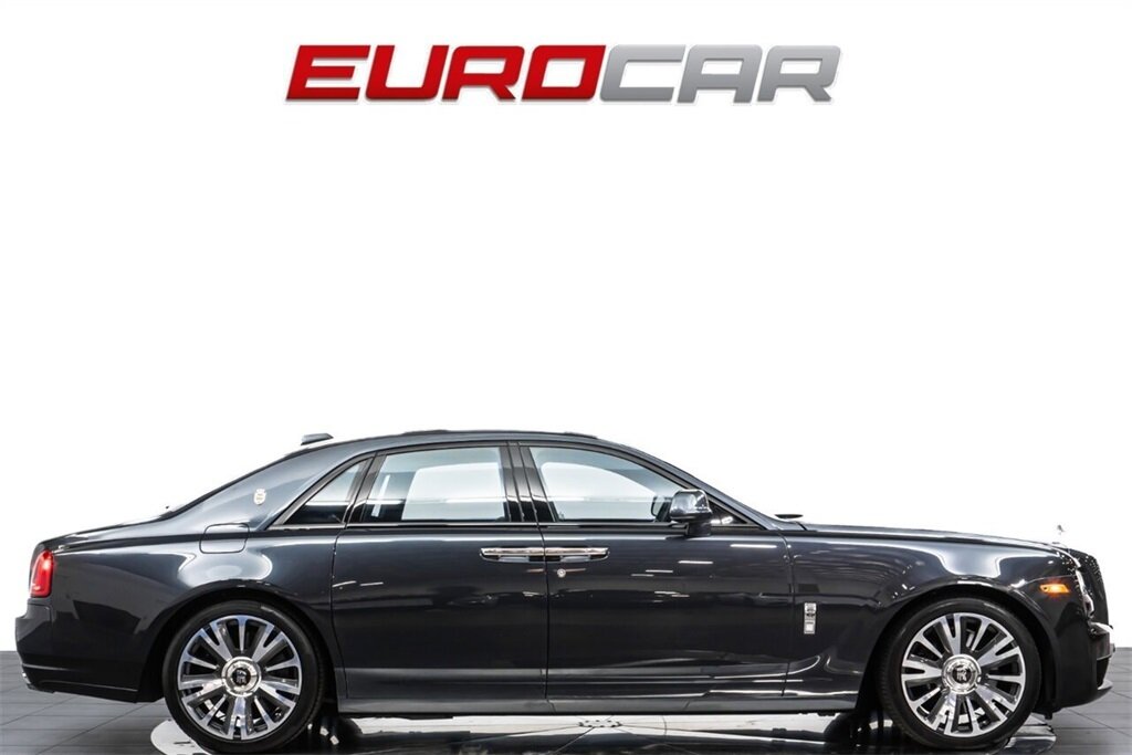 2019 Rolls-Royce Ghost  *STARLIGHT HEADLINER * IMMACULATE CONDITION* - Photo 7 - Costa Mesa, CA 92626