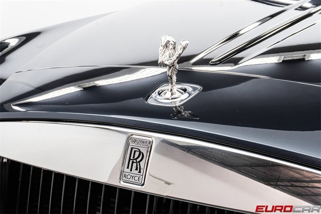 2019 Rolls-Royce Ghost  *STARLIGHT HEADLINER * IMMACULATE CONDITION* - Photo 11 - Costa Mesa, CA 92626