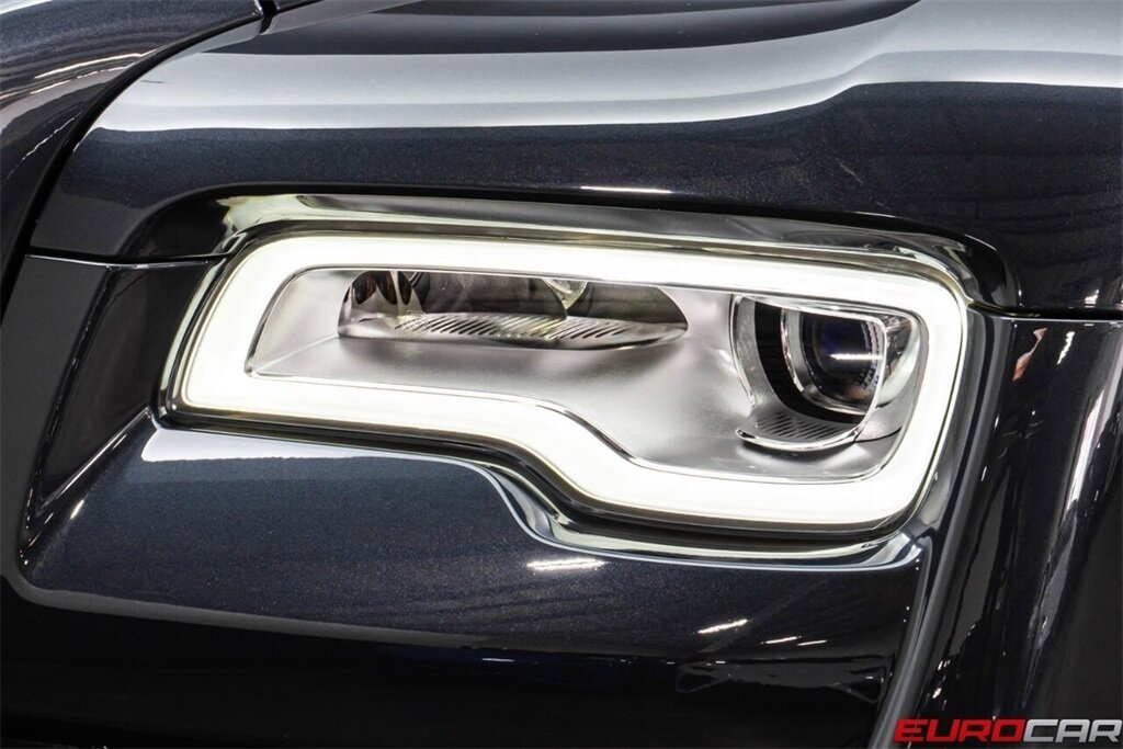 2019 Rolls-Royce Ghost  *STARLIGHT HEADLINER * IMMACULATE CONDITION* - Photo 12 - Costa Mesa, CA 92626