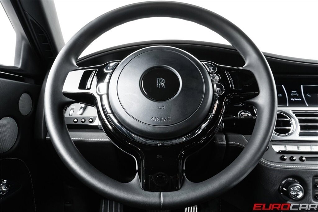 2019 Rolls-Royce Ghost  *STARLIGHT HEADLINER * IMMACULATE CONDITION* - Photo 31 - Costa Mesa, CA 92626