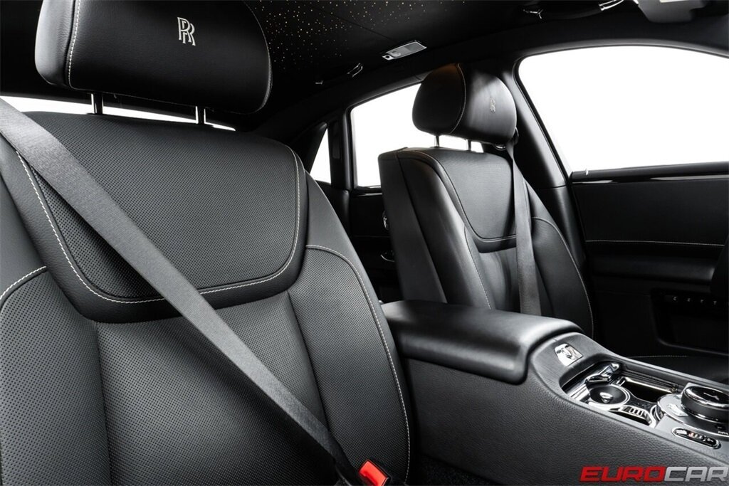 2019 Rolls-Royce Ghost  *STARLIGHT HEADLINER * IMMACULATE CONDITION* - Photo 39 - Costa Mesa, CA 92626