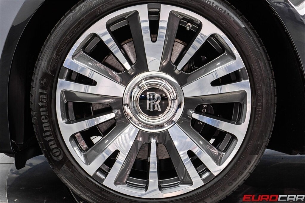 2019 Rolls-Royce Ghost  *STARLIGHT HEADLINER * IMMACULATE CONDITION* - Photo 23 - Costa Mesa, CA 92626