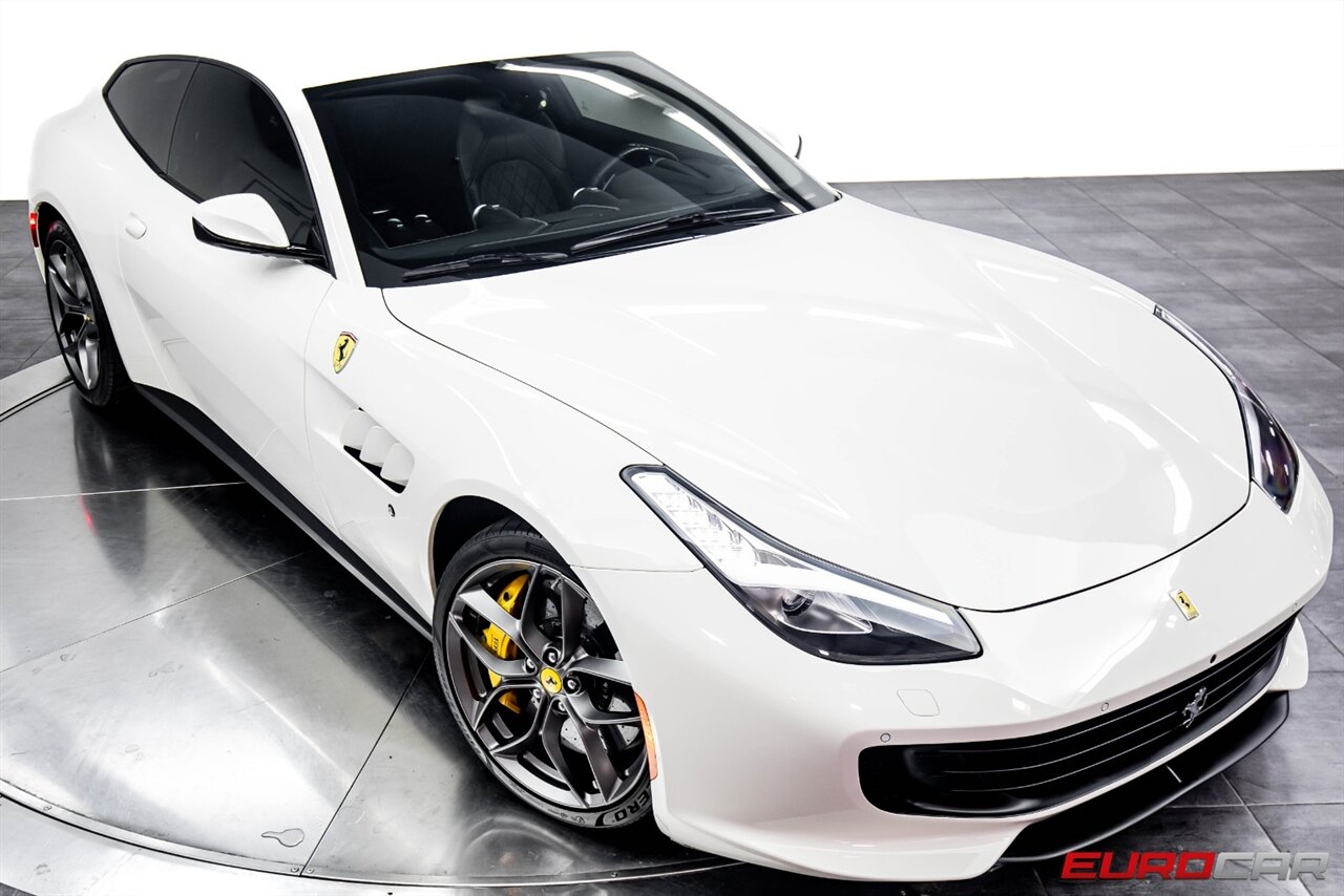 2018 Ferrari GTC4Lusso  *CARBON STEERING WHEEL * BEAUTIFUL SPEC* - Photo 9 - Costa Mesa, CA 92626