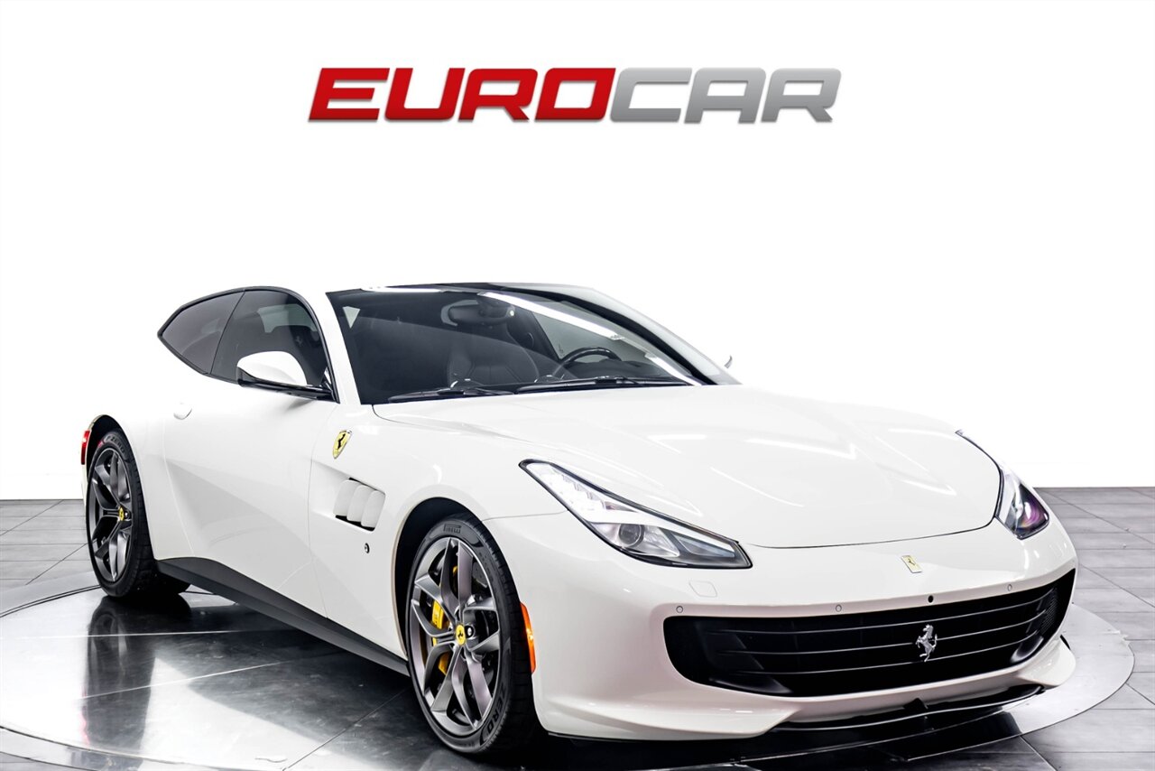 2018 Ferrari GTC4Lusso  *CARBON STEERING WHEEL * BEAUTIFUL SPEC* - Photo 7 - Costa Mesa, CA 92626