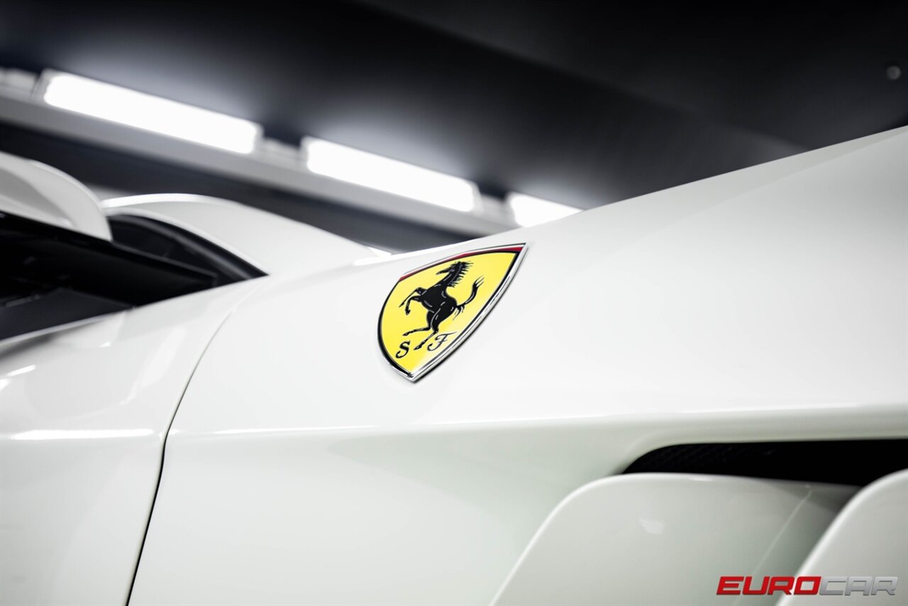 2018 Ferrari GTC4Lusso  *CARBON STEERING WHEEL * BEAUTIFUL SPEC* - Photo 14 - Costa Mesa, CA 92626