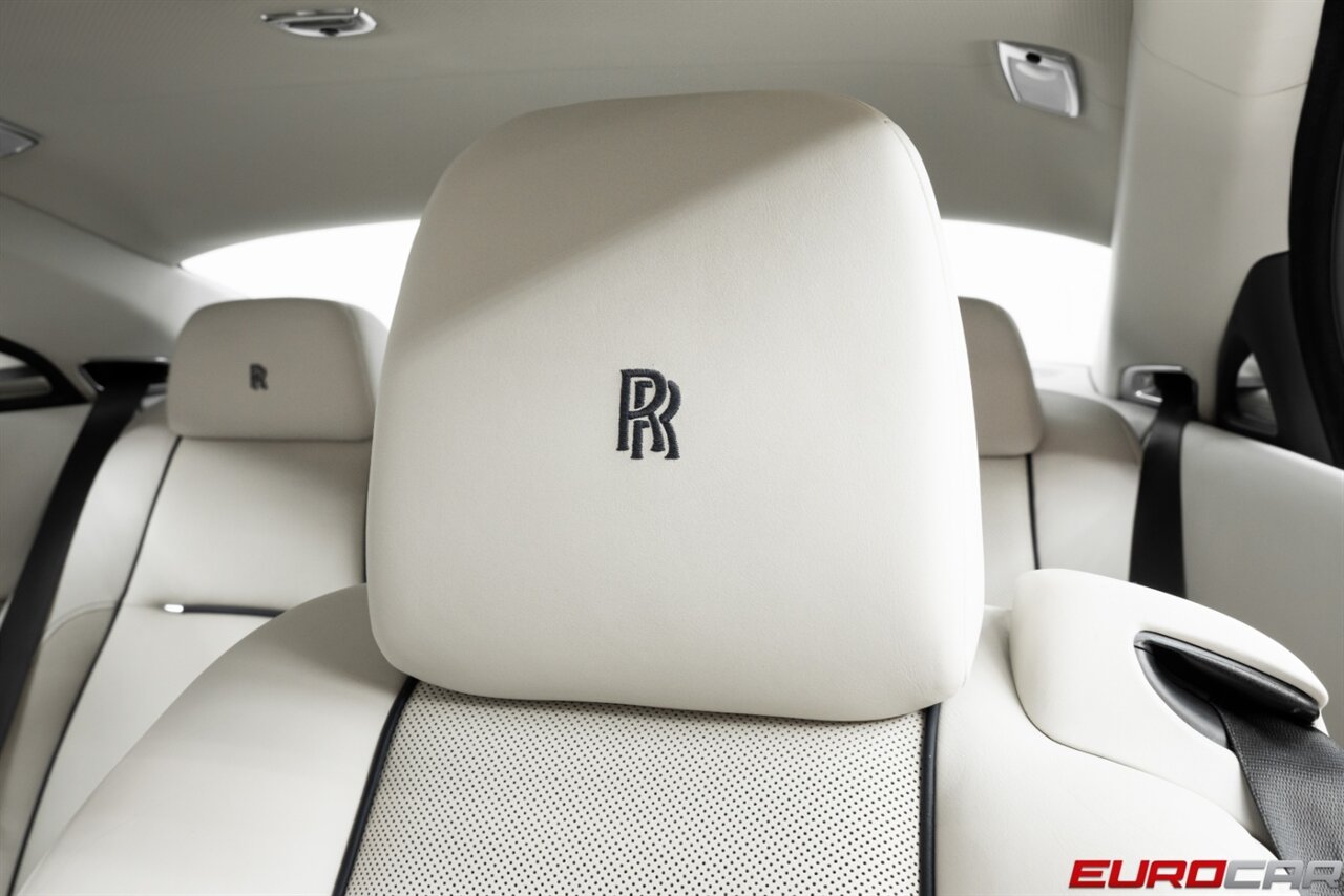 2017 Rolls-Royce Wraith *TWO-TONE INTERIOR * IMMACULATE CONDITION* - Photo 38 - Costa Mesa, CA 92626