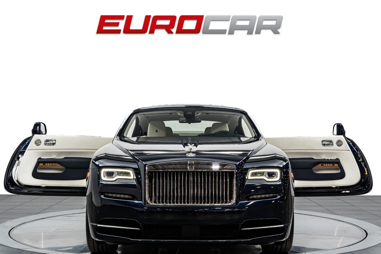 2017 Rolls-Royce Wraith *TWO-TONE INTERIOR * IMMACULATE CONDITION* - Photo 9 - Costa Mesa, CA 92626