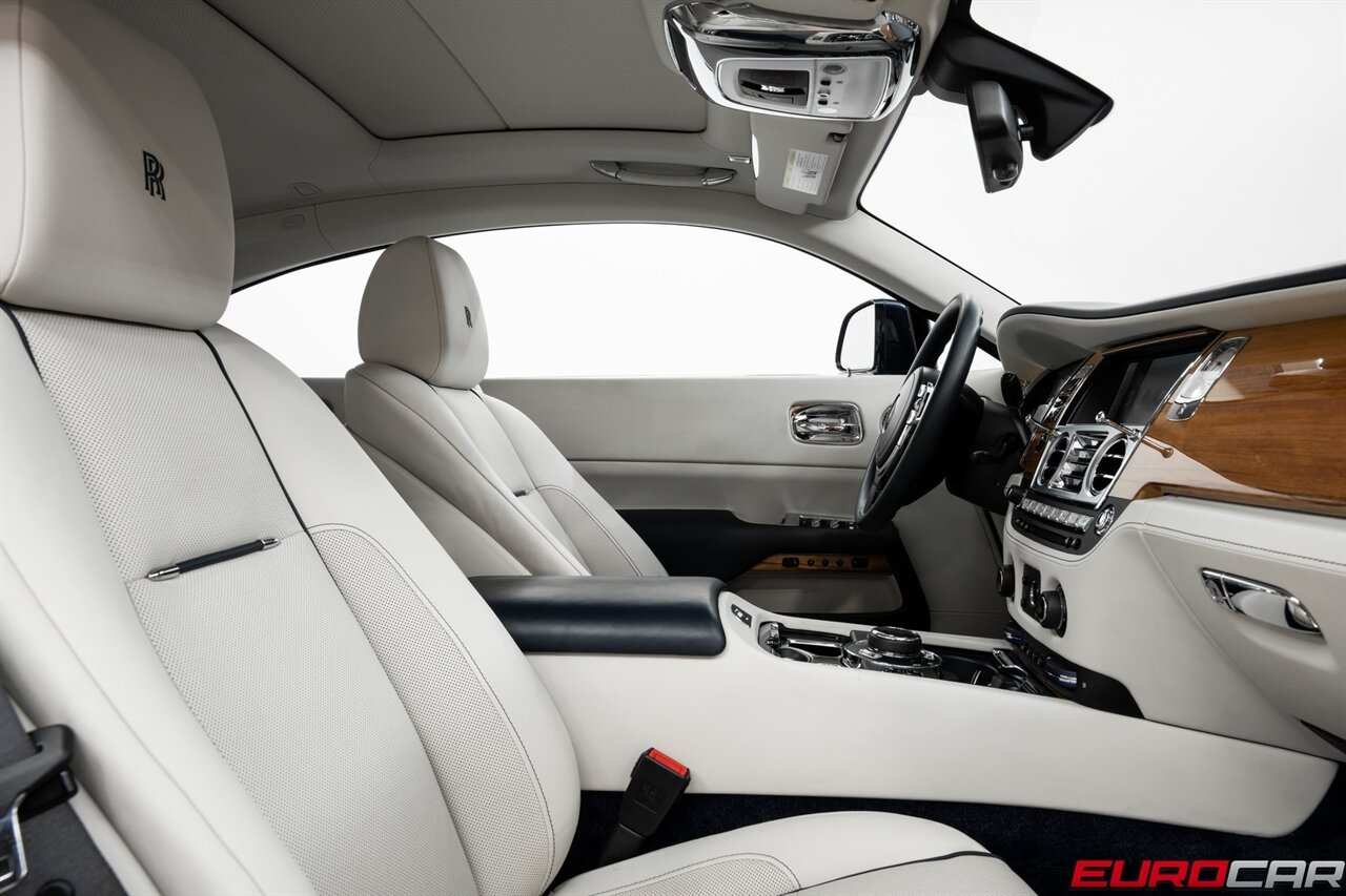 2017 Rolls-Royce Wraith *TWO-TONE INTERIOR * IMMACULATE CONDITION* - Photo 34 - Costa Mesa, CA 92626
