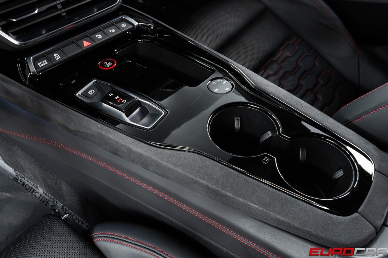 2022 Audi RS e-tron GT quattro  * $149840.00 MSRP * CARBON FIBER* - Photo 32 - Costa Mesa, CA 92626