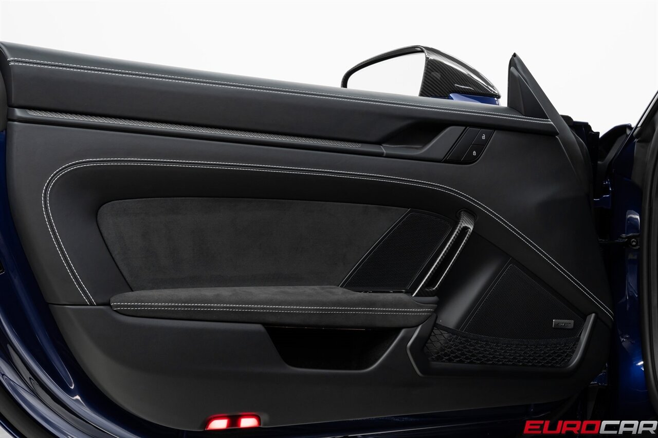 2025 Porsche 911 GT3 *WEISSACH PACKAGE * FOLDING BUCKET SEATS*   - Photo 29 - Costa Mesa, CA 92626