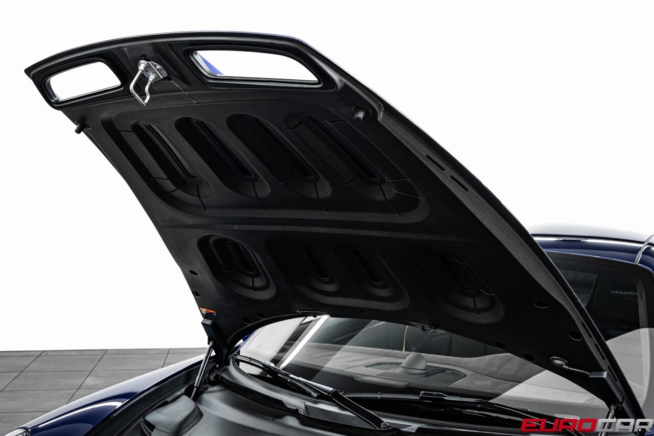 2025 Porsche 911 GT3 *WEISSACH PACKAGE * FOLDING BUCKET SEATS*   - Photo 11 - Costa Mesa, CA 92626