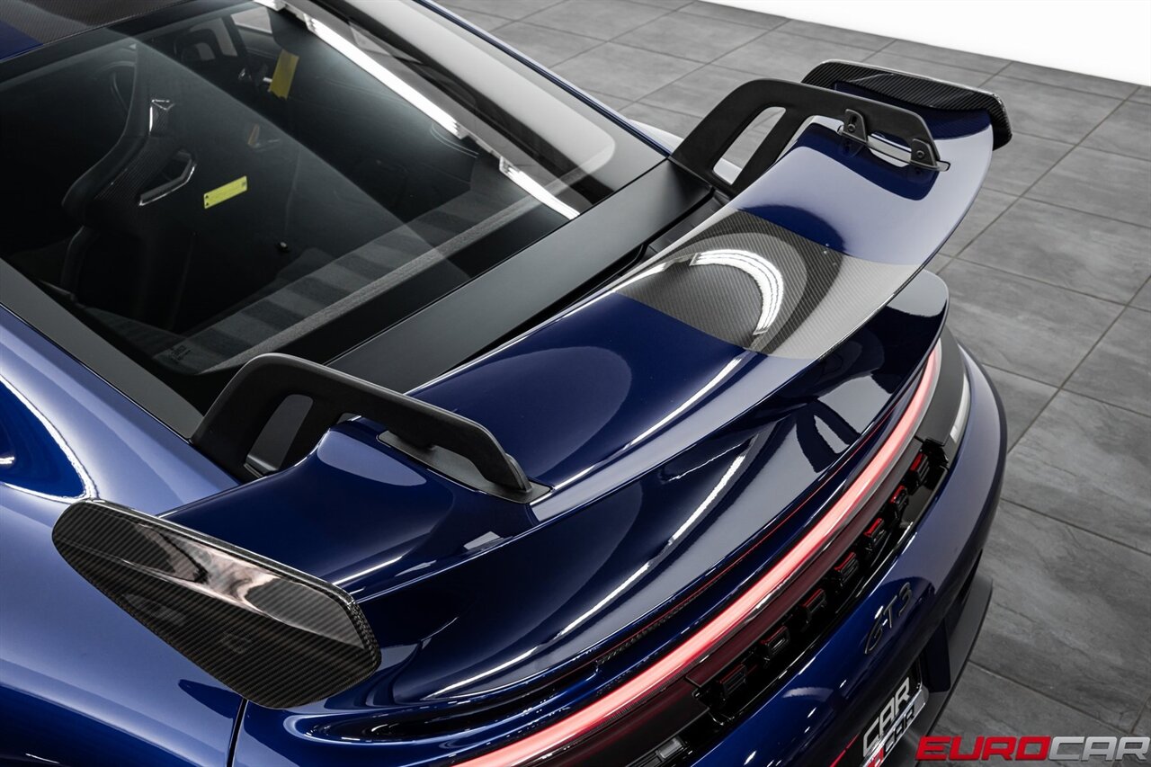 2025 Porsche 911 GT3 *WEISSACH PACKAGE * FOLDING BUCKET SEATS*   - Photo 24 - Costa Mesa, CA 92626