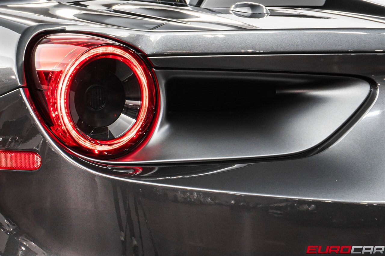 2019 Ferrari 488 Spider  *CARBON FIBER * SUSPENSION LIFTER* - Photo 23 - Costa Mesa, CA 92626
