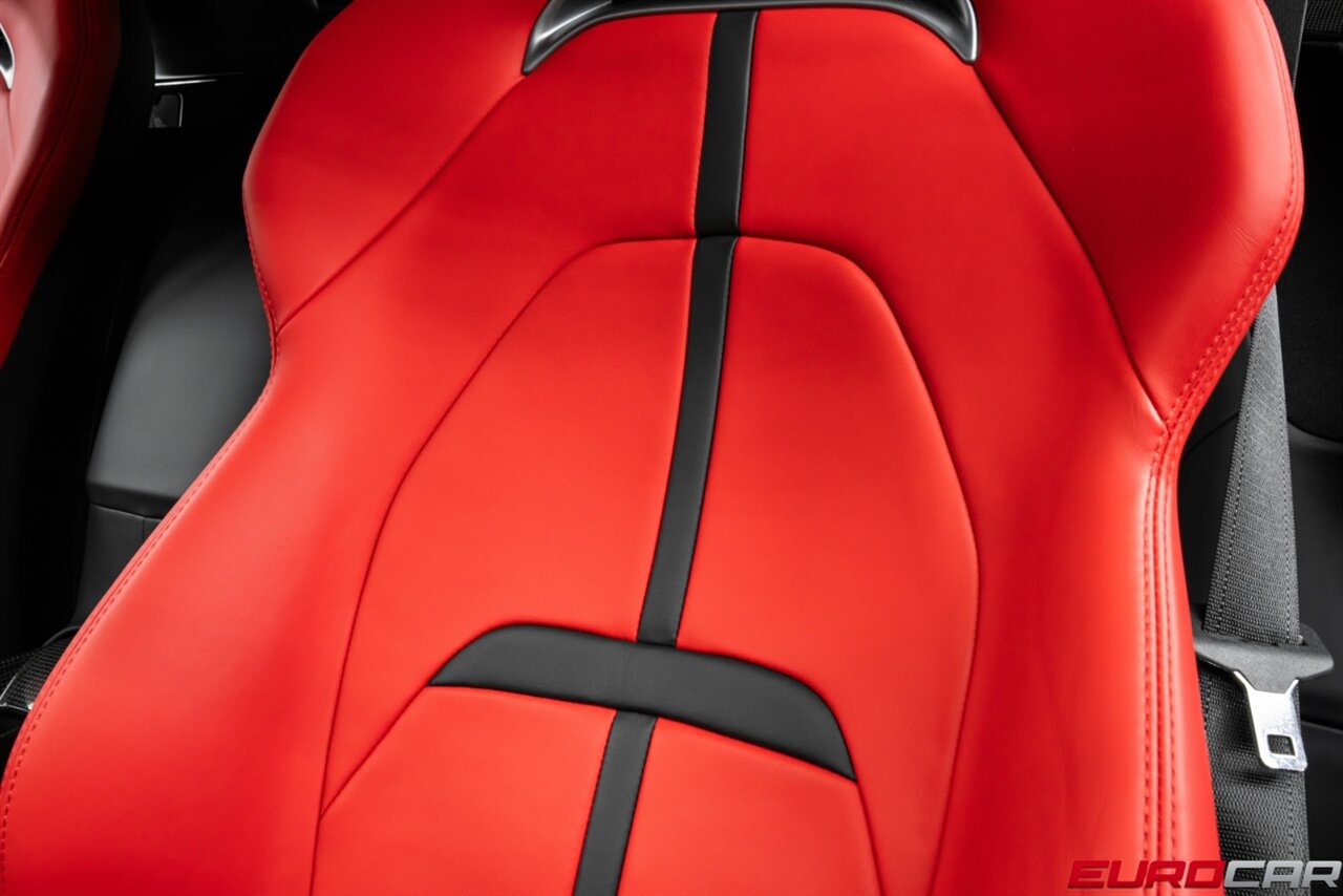 2022 Ferrari SF90 Stradale *CARBON FIBER LED STEERING WHEEL * CARBON FIBER WHEELS * FRONT PPF* - Photo 50 - Costa Mesa, CA 92626