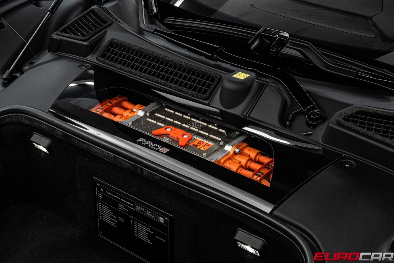 2022 Ferrari SF90 Stradale *CARBON FIBER LED STEERING WHEEL * CARBON FIBER WHEELS * FRONT PPF* - Photo 12 - Costa Mesa, CA 92626