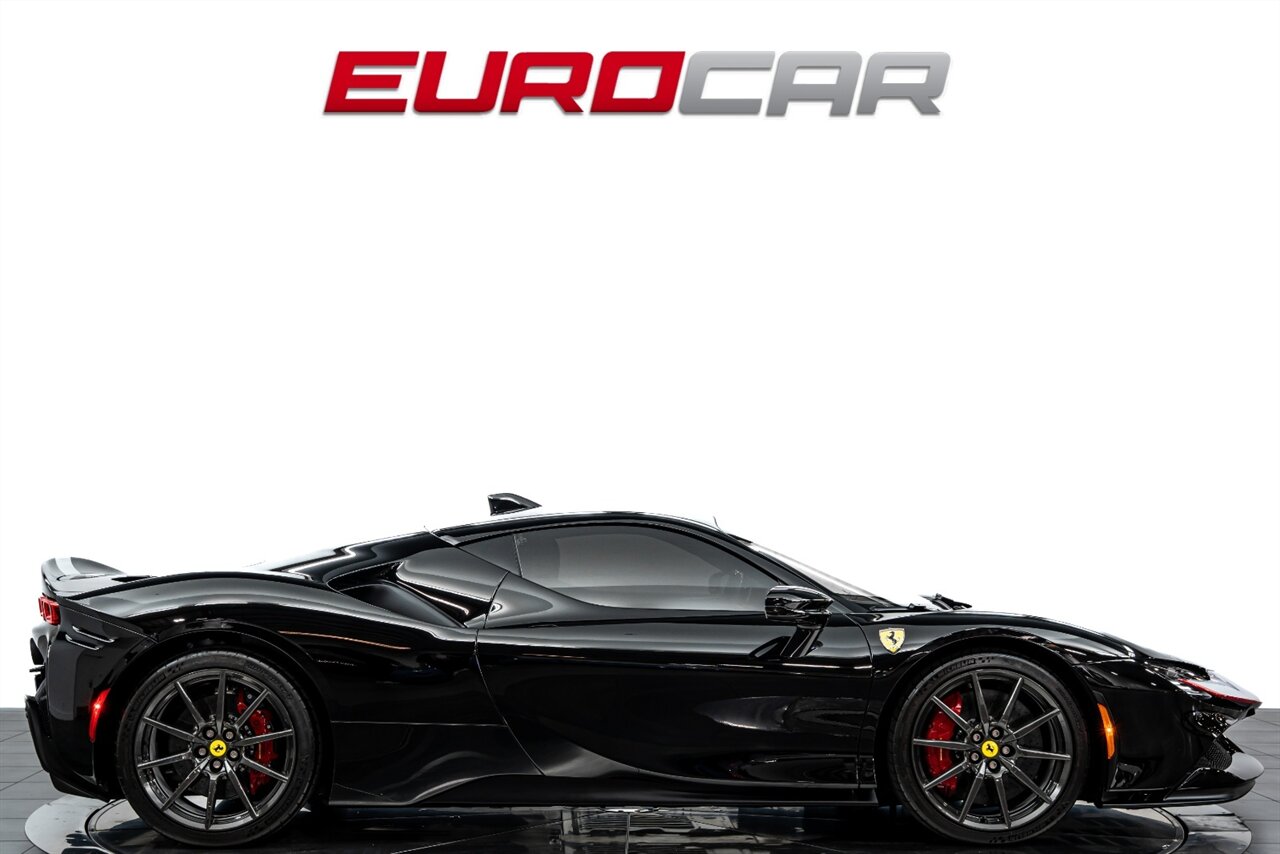 2022 Ferrari SF90 Stradale *CARBON FIBER LED STEERING WHEEL * CARBON FIBER WHEELS * FRONT PPF* - Photo 6 - Costa Mesa, CA 92626