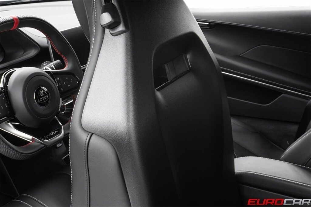 2025 Lotus Emira V6  *AUTOMATIC TRANSMISSION * NEW CAR* - Photo 41 - Costa Mesa, CA 92626