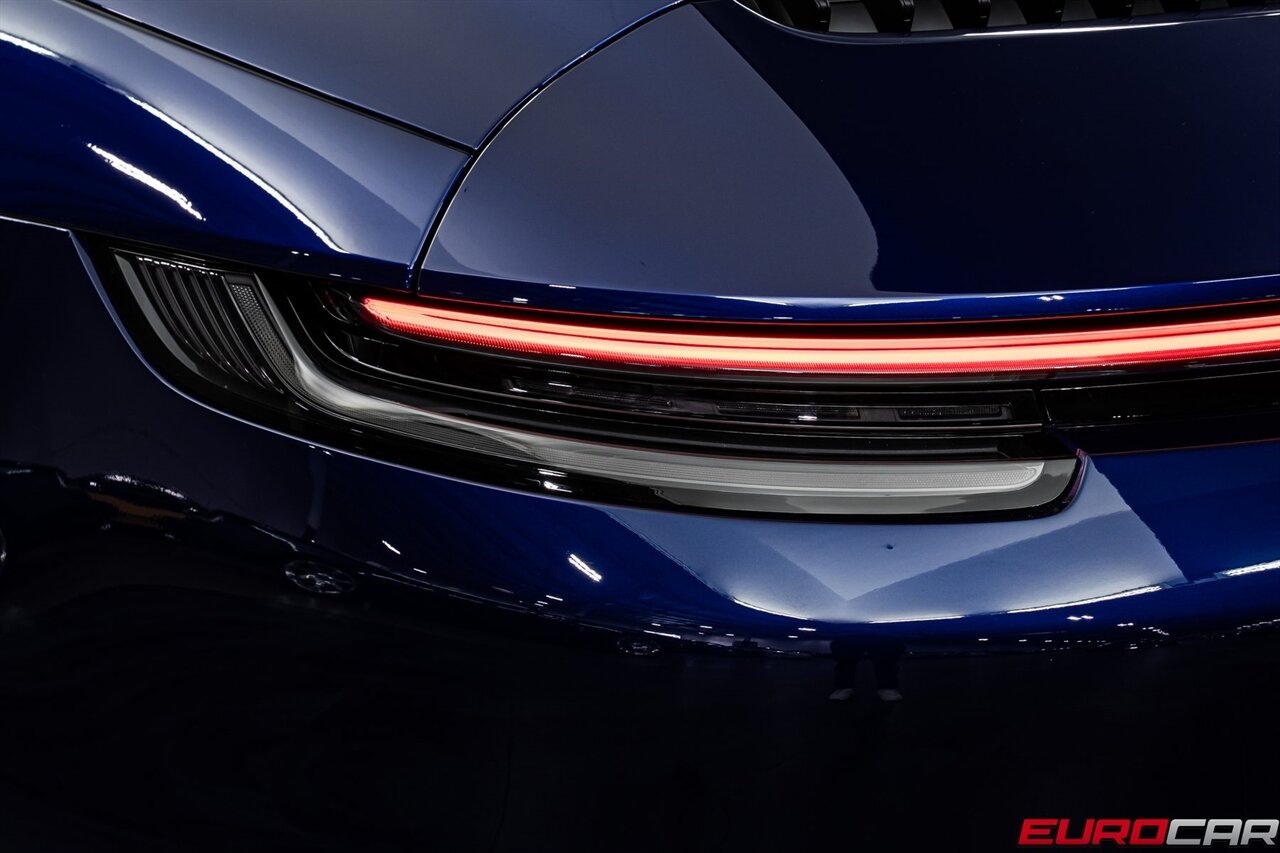 2024 Porsche 911 Carrera GTS *FRONT AXLE LIFT * PREMIUM PACKAGE*   - Photo 20 - Costa Mesa, CA 92626