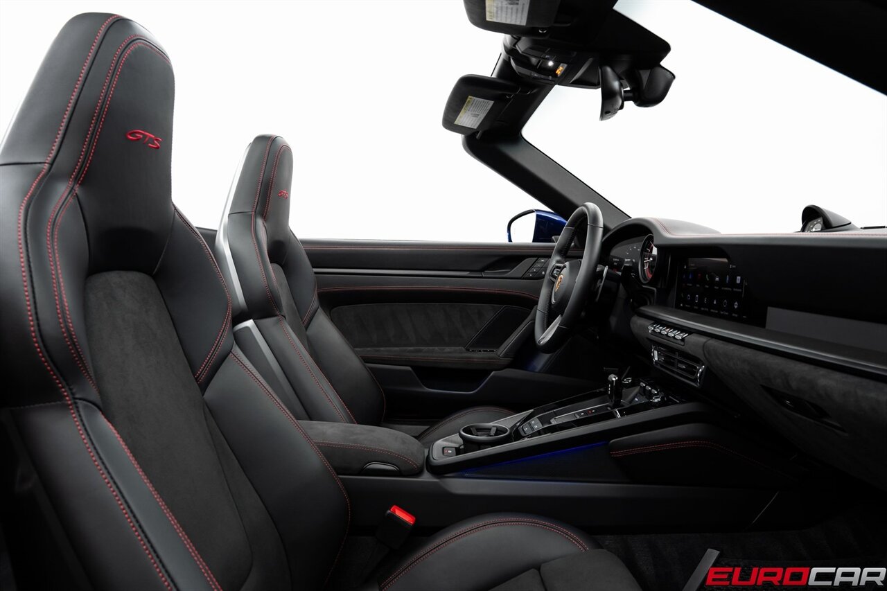 2024 Porsche 911 Carrera GTS *FRONT AXLE LIFT * PREMIUM PACKAGE*   - Photo 38 - Costa Mesa, CA 92626