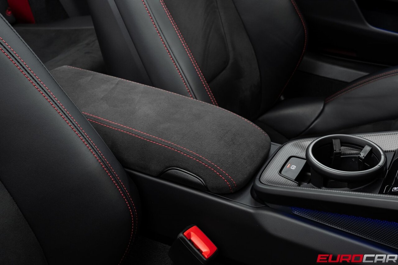 2024 Porsche 911 Carrera GTS *FRONT AXLE LIFT * PREMIUM PACKAGE*   - Photo 36 - Costa Mesa, CA 92626