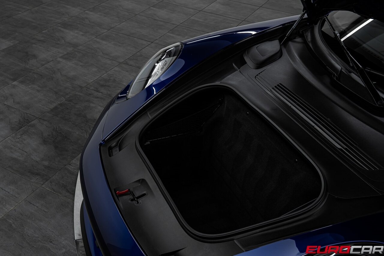 2024 Porsche 911 Carrera GTS *FRONT AXLE LIFT * PREMIUM PACKAGE*   - Photo 12 - Costa Mesa, CA 92626