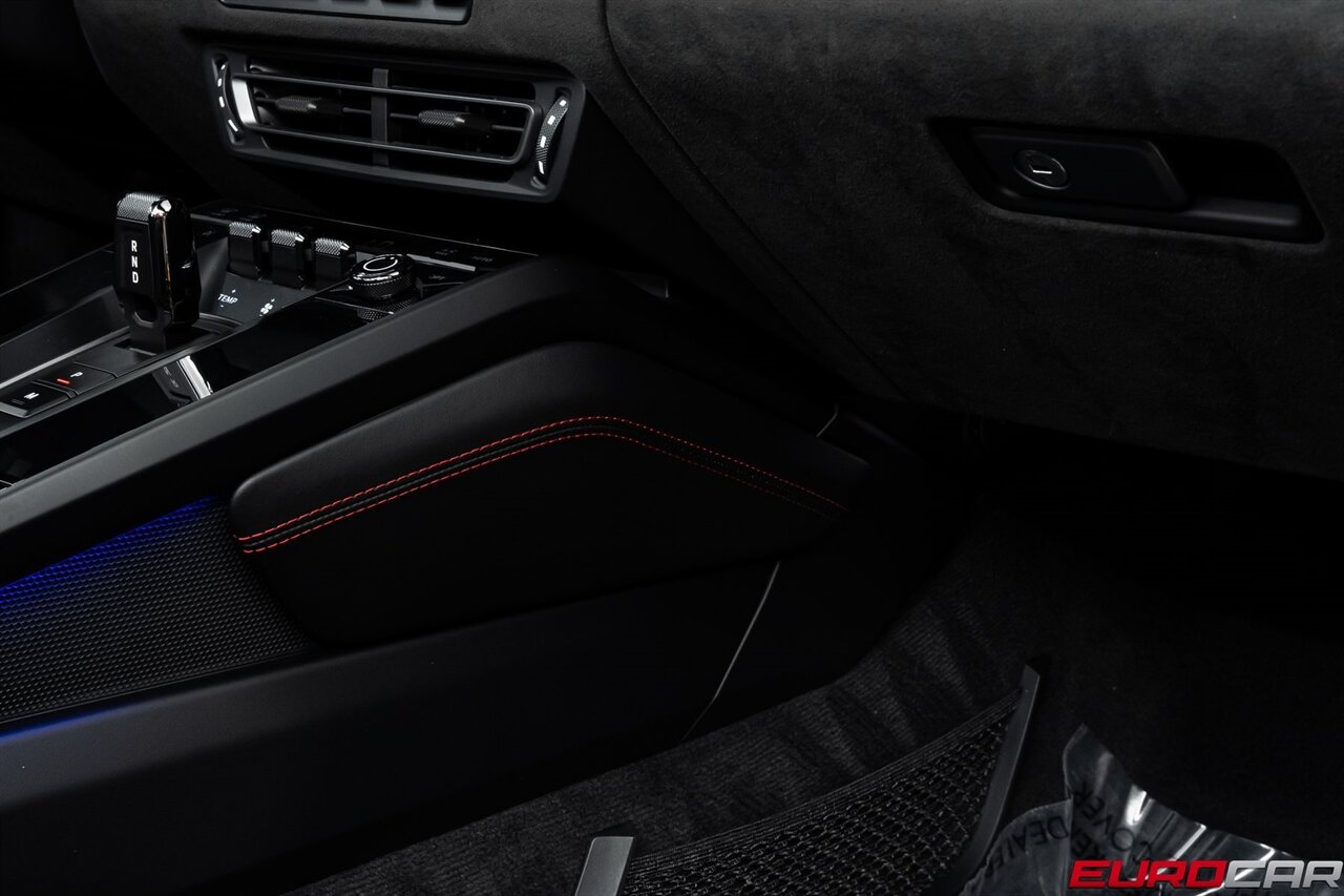 2024 Porsche 911 Carrera GTS *FRONT AXLE LIFT * PREMIUM PACKAGE*   - Photo 37 - Costa Mesa, CA 92626