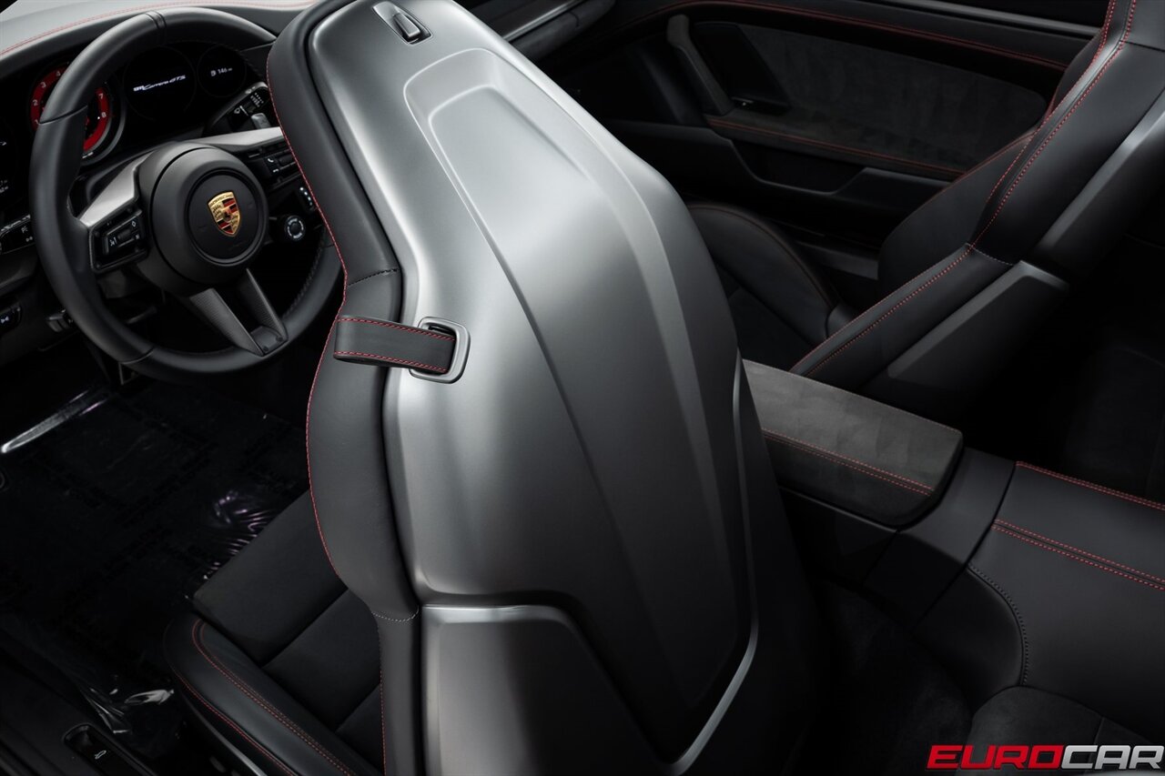 2024 Porsche 911 Carrera GTS *FRONT AXLE LIFT * PREMIUM PACKAGE*   - Photo 41 - Costa Mesa, CA 92626