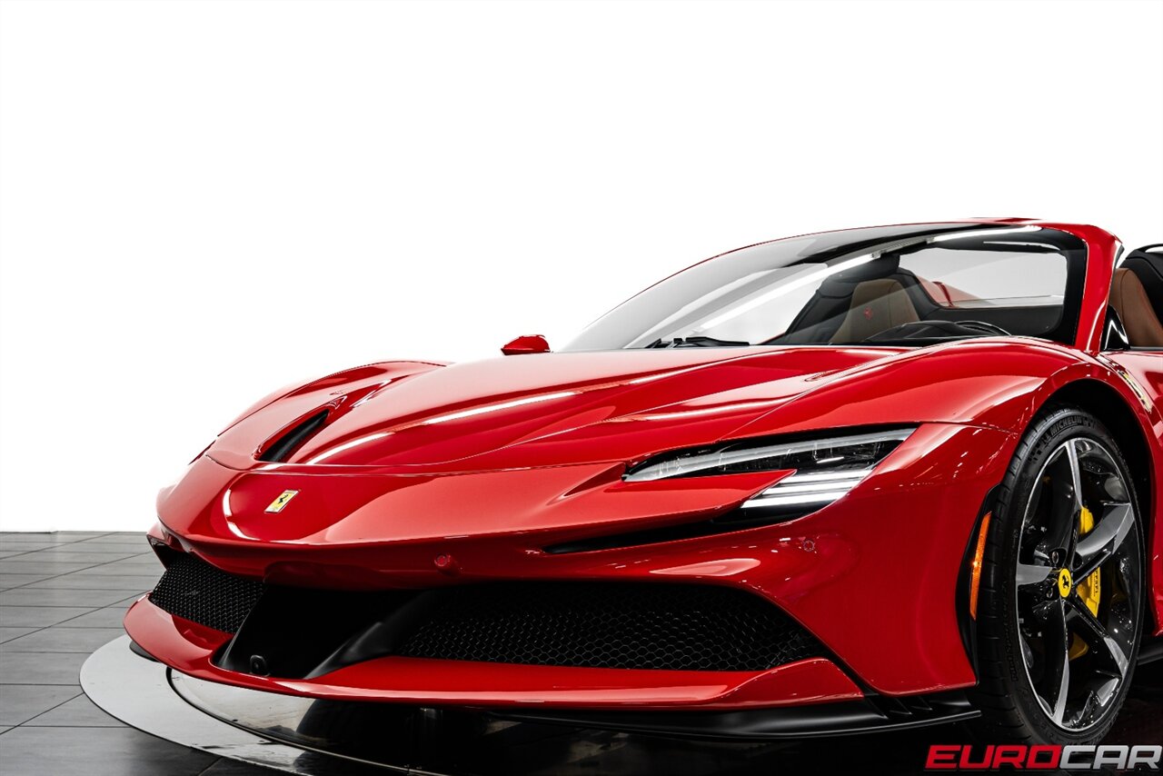 2023 Ferrari SF90 Spider  *CARBON OPTIONS * SUSPENSION LIFTER* - Photo 18 - Costa Mesa, CA 92626
