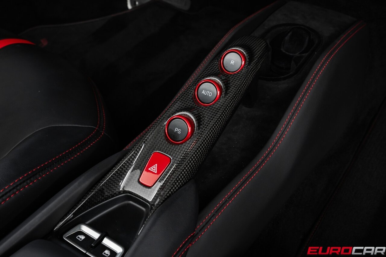 2022 Ferrari F8 Spider *MASSIVE CARBON OPTIONS * FRONT PPF* - Photo 41 - Costa Mesa, CA 92626