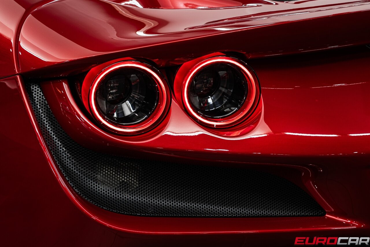 2022 Ferrari F8 Spider *MASSIVE CARBON OPTIONS * FRONT PPF* - Photo 27 - Costa Mesa, CA 92626