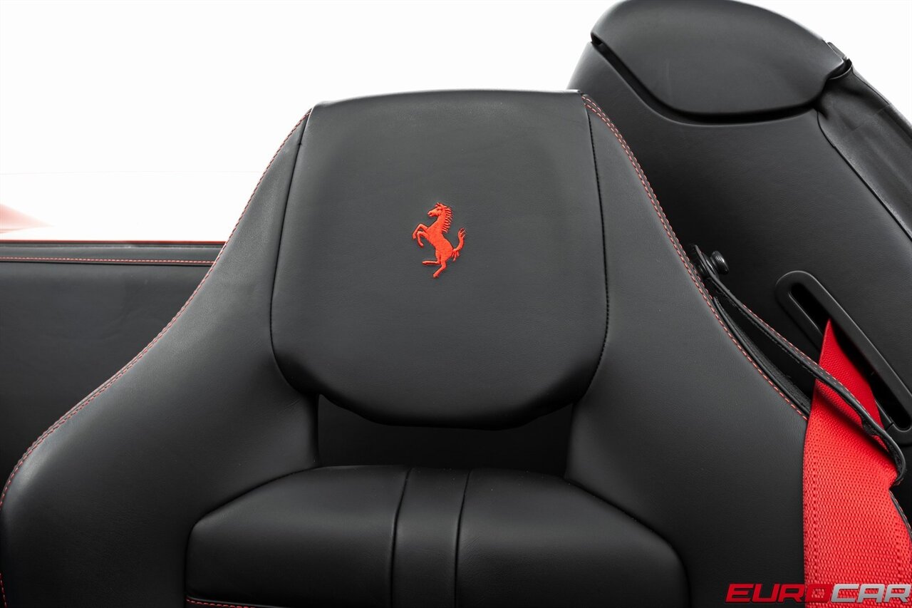 2022 Ferrari F8 Spider  *CARBON FIBER LED STEERING WHEEL * DAYTONA RACING SEATS* - Photo 47 - Costa Mesa, CA 92626