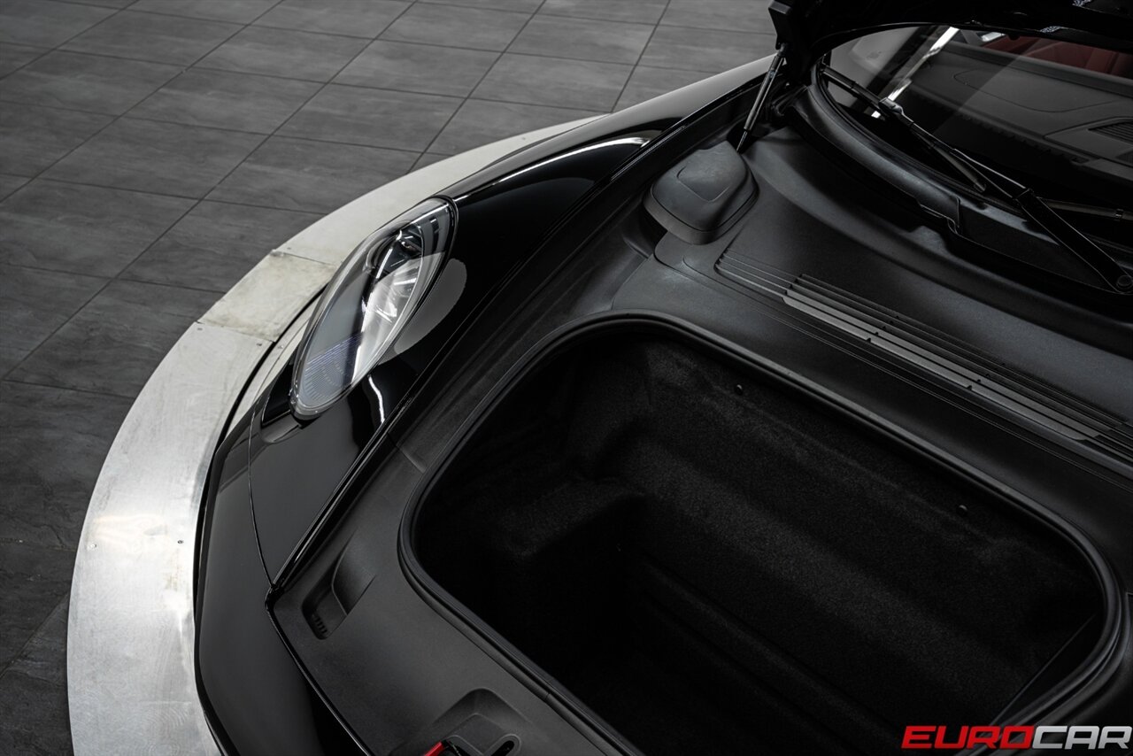 2025 Porsche 911 Turbo S *SPORT DESIGN PACKAGE * SPORT EXHAUST SYSTEM * FRONT LIFT* - Photo 12 - Costa Mesa, CA 92626