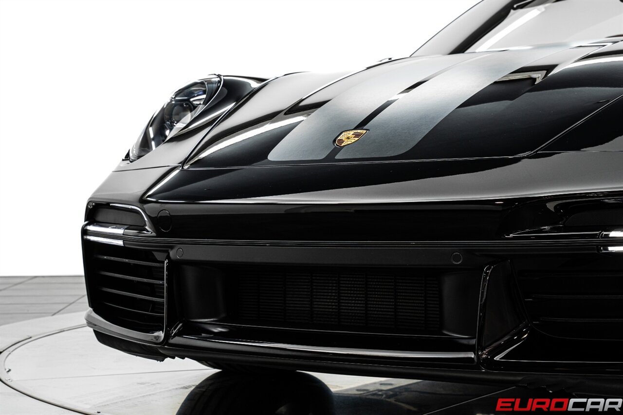 2025 Porsche 911 Turbo S *SPORT DESIGN PACKAGE * SPORT EXHAUST SYSTEM * FRONT LIFT* - Photo 14 - Costa Mesa, CA 92626