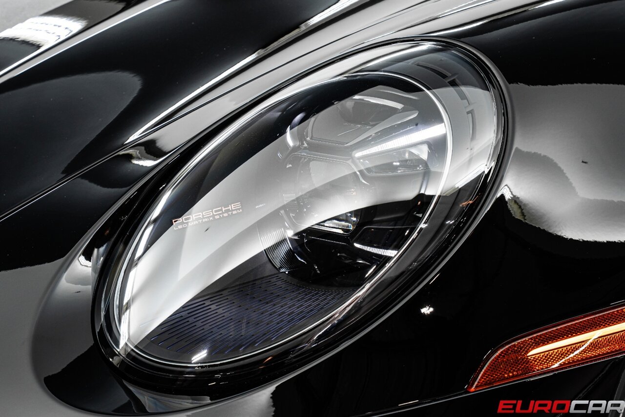 2025 Porsche 911 Turbo S *SPORT DESIGN PACKAGE * SPORT EXHAUST SYSTEM * FRONT LIFT* - Photo 13 - Costa Mesa, CA 92626