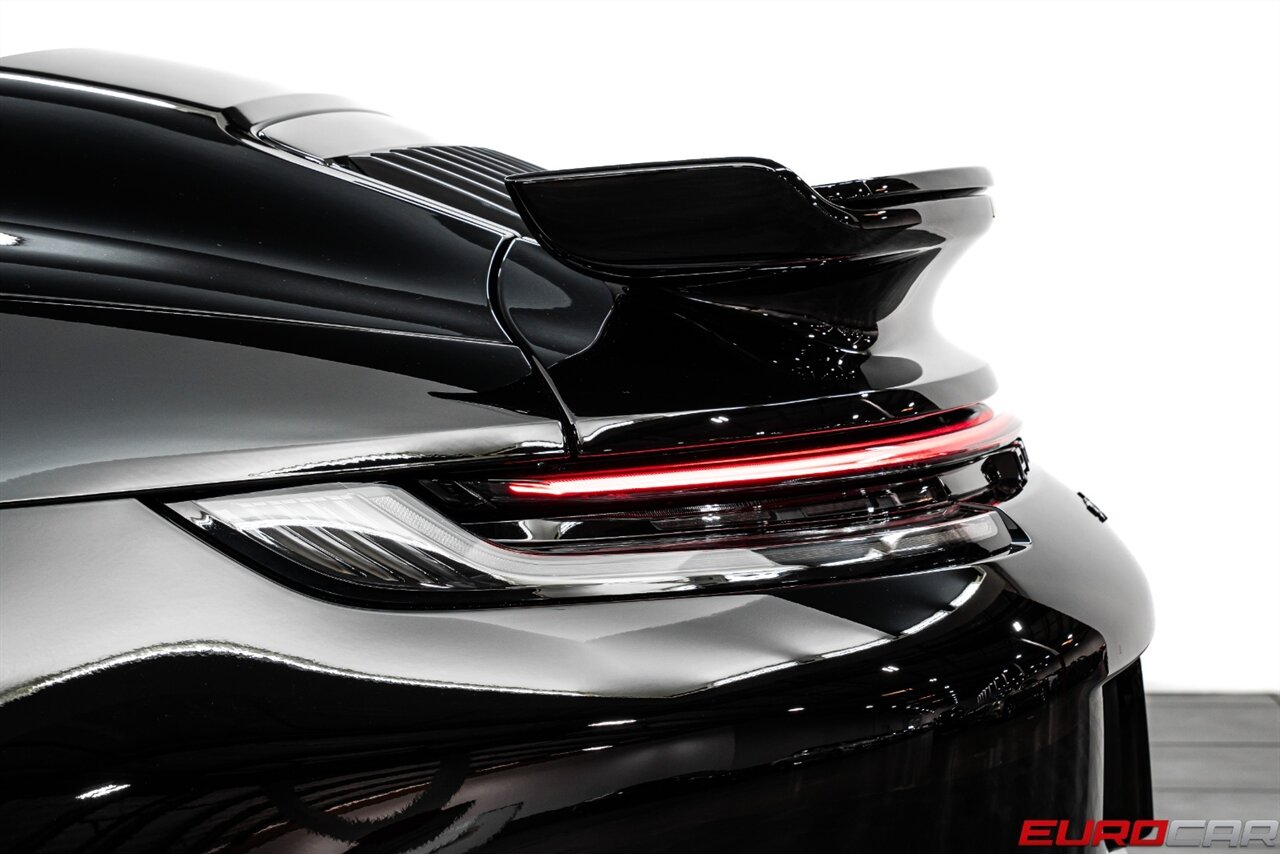 2025 Porsche 911 Turbo S *SPORT DESIGN PACKAGE * SPORT EXHAUST SYSTEM * FRONT LIFT* - Photo 21 - Costa Mesa, CA 92626