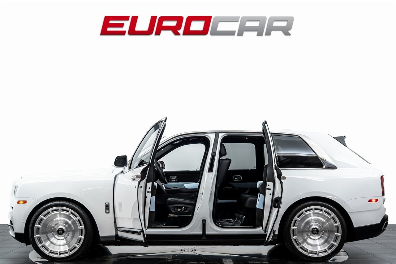 2024 Rolls-Royce Cullinan *BESPOKE INTERIOR * SHOOTING STAR HEADLINER*   - Photo 3 - Costa Mesa, CA 92626