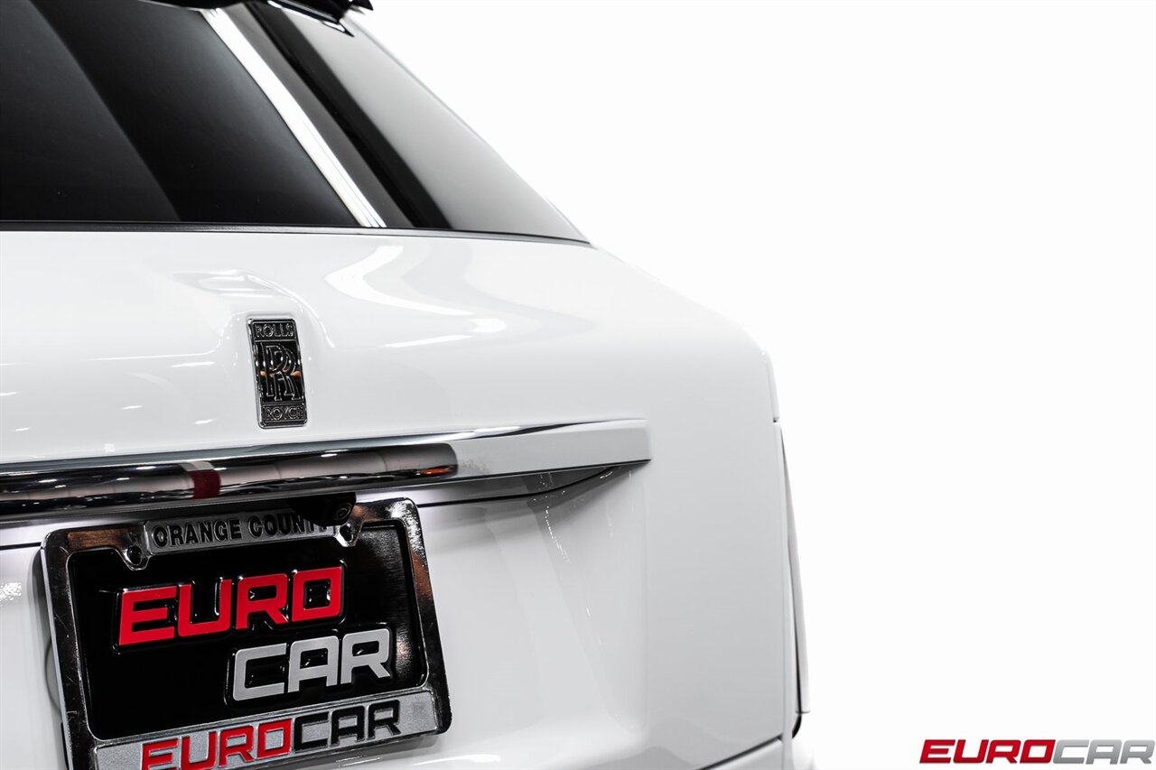 2024 Rolls-Royce Cullinan *BESPOKE INTERIOR * SHOOTING STAR HEADLINER*   - Photo 18 - Costa Mesa, CA 92626