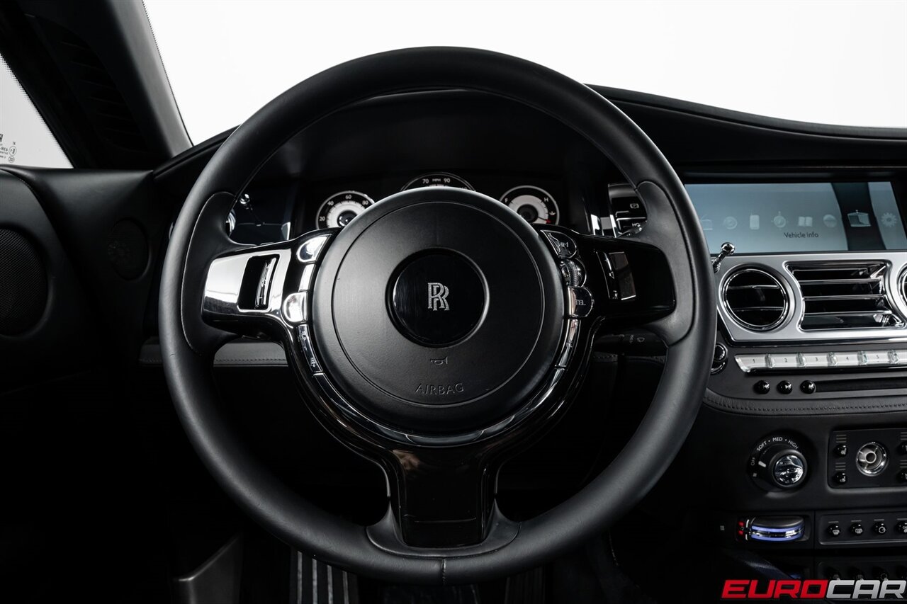 2014 Rolls-Royce Wraith *STARLIGHT HEADLINER * FRESH SERVICE* - Photo 27 - Costa Mesa, CA 92626
