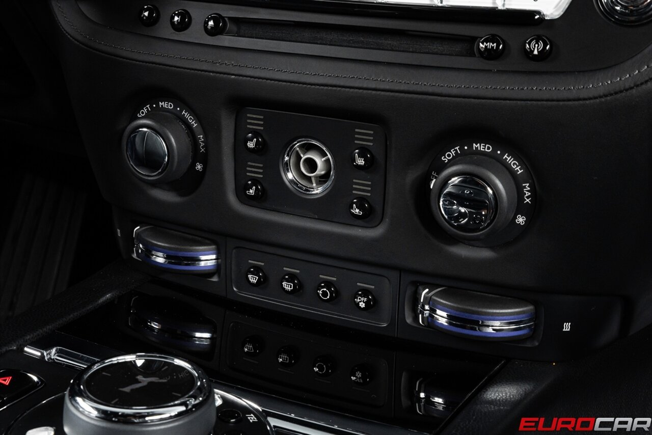 2014 Rolls-Royce Wraith *STARLIGHT HEADLINER * FRESH SERVICE* - Photo 29 - Costa Mesa, CA 92626