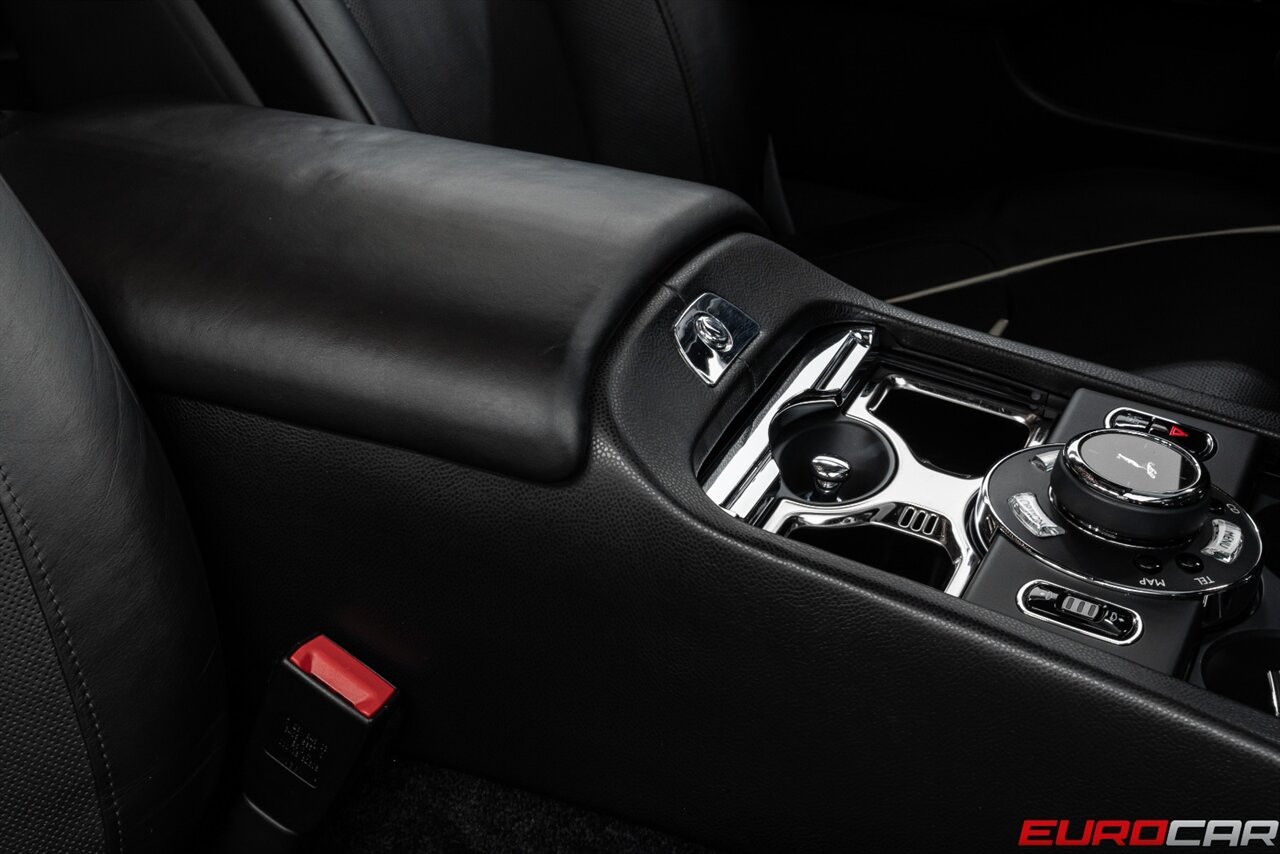 2014 Rolls-Royce Wraith *STARLIGHT HEADLINER * FRESH SERVICE* - Photo 32 - Costa Mesa, CA 92626