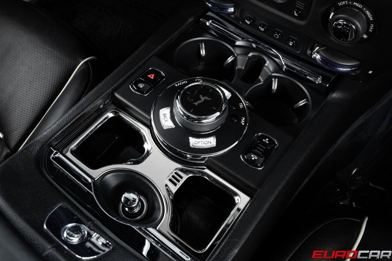 2014 Rolls-Royce Wraith *STARLIGHT HEADLINER * FRESH SERVICE* - Photo 30 - Costa Mesa, CA 92626