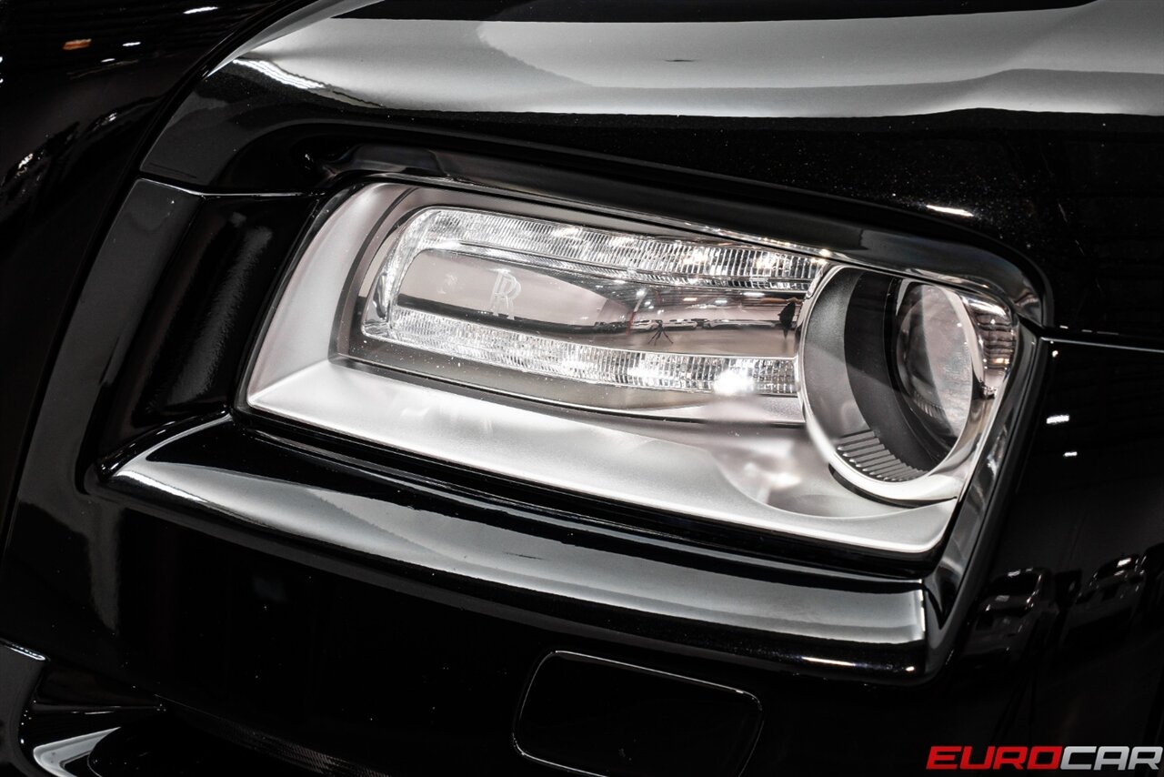 2014 Rolls-Royce Wraith *STARLIGHT HEADLINER * FRESH SERVICE* - Photo 11 - Costa Mesa, CA 92626