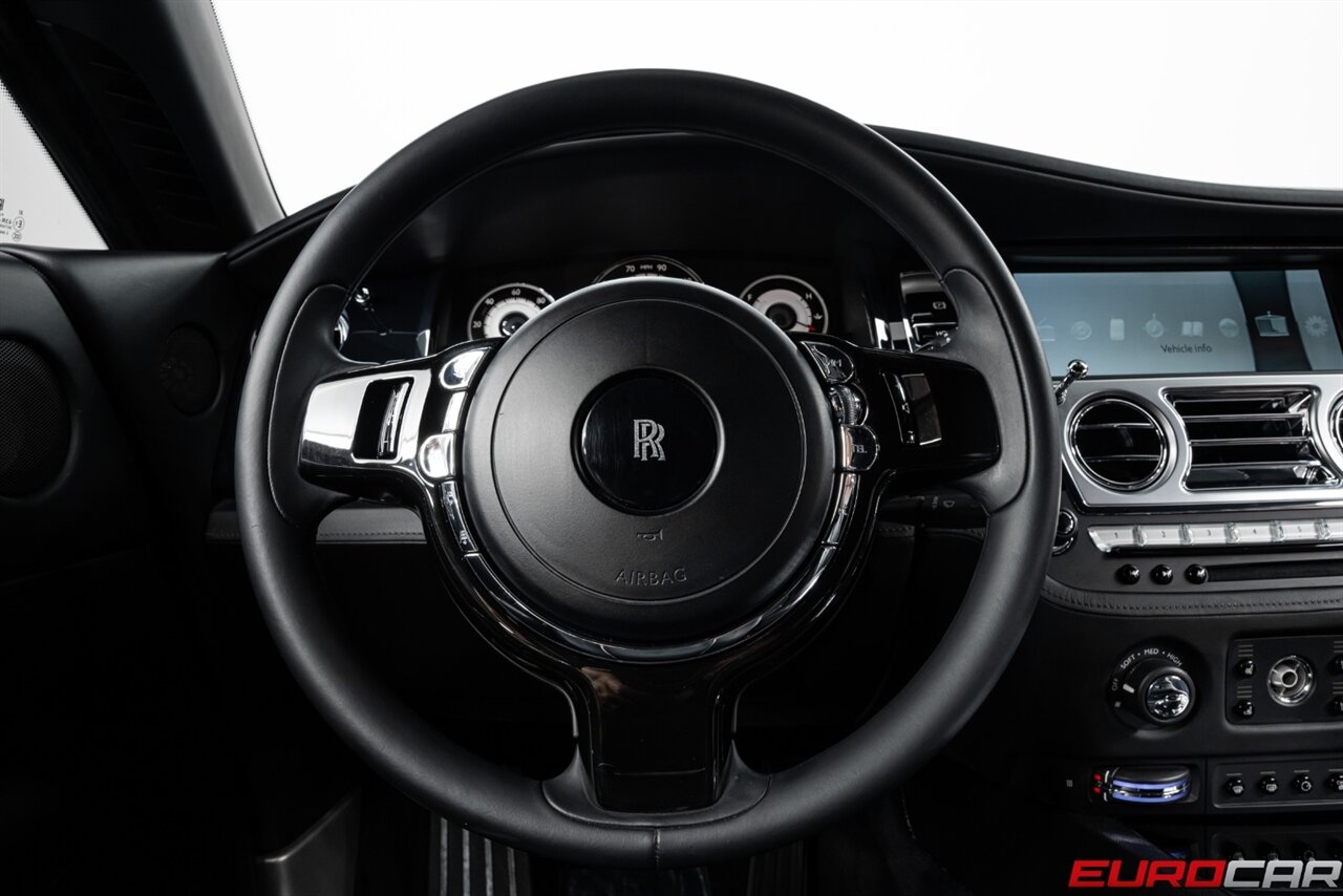 2014 Rolls-Royce Wraith *STARLIGHT HEADLINER * FRESH SERVICE* - Photo 27 - Costa Mesa, CA 92626